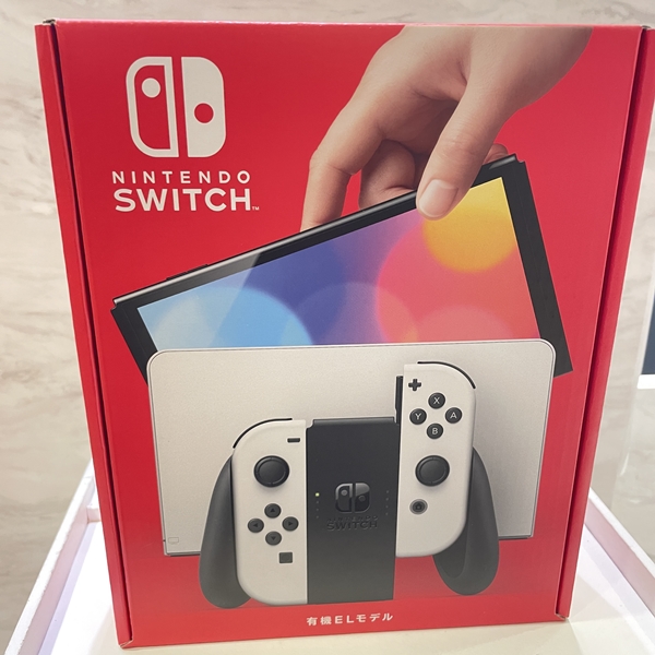 ★即日発送！おまけあり★Nintendo Switch有機ELモデル本体 Nintendo Switch 本体（有機ELモデル）【Joy-Con(L)/(R