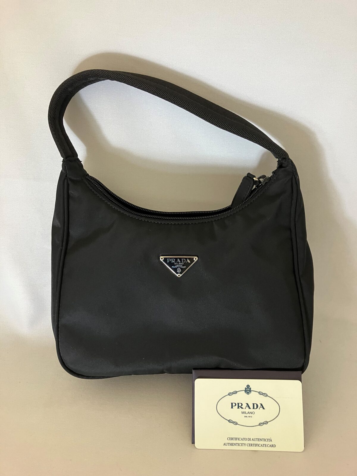 PRADA プラダ ナイロン ミニバッグを買取 リサイクルマート防府店