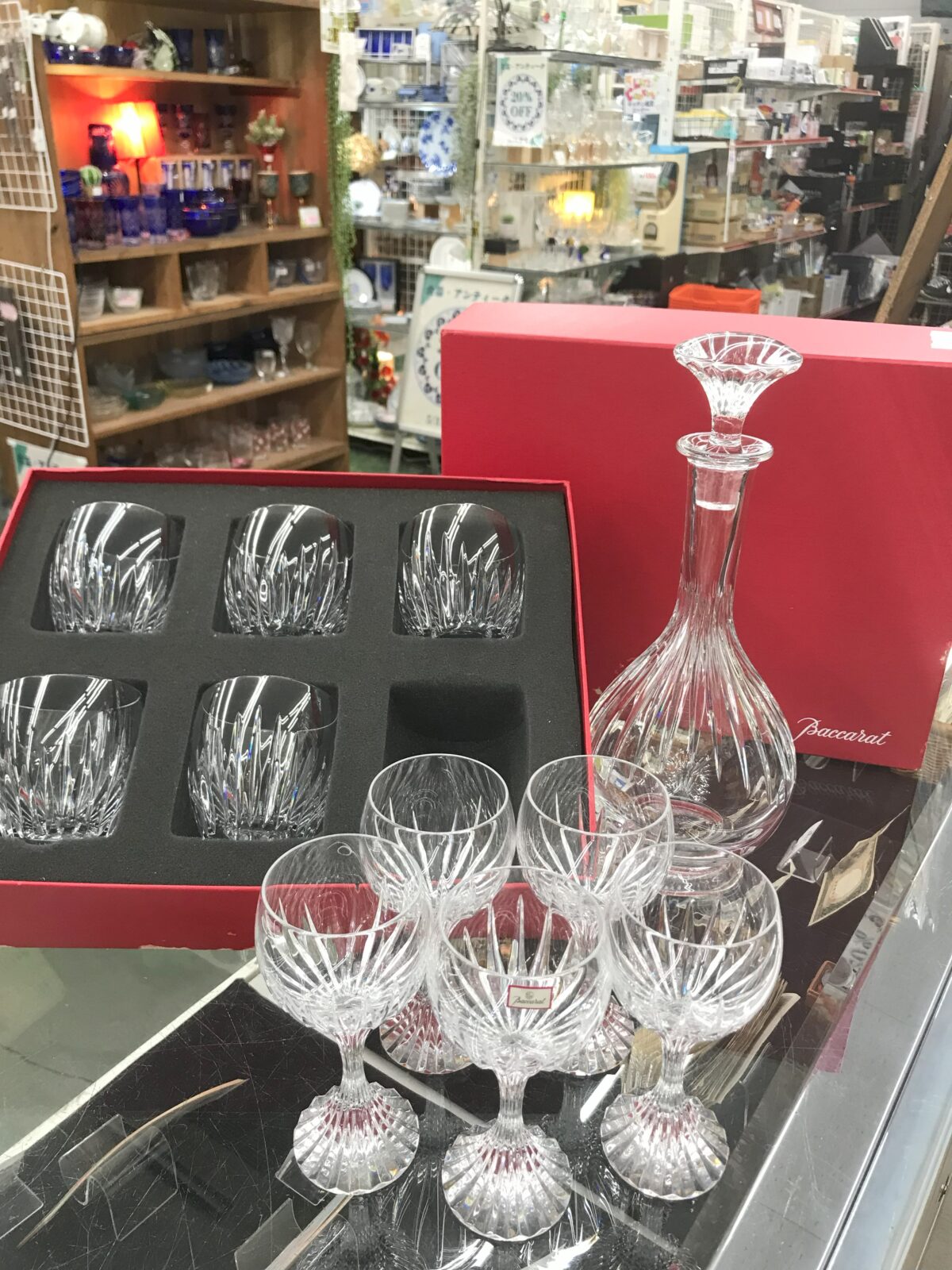 大分市内のお客様より　Baccarat　マッセナ　タンブラー　ワイングラス　デキャンタ　をお売り頂きました