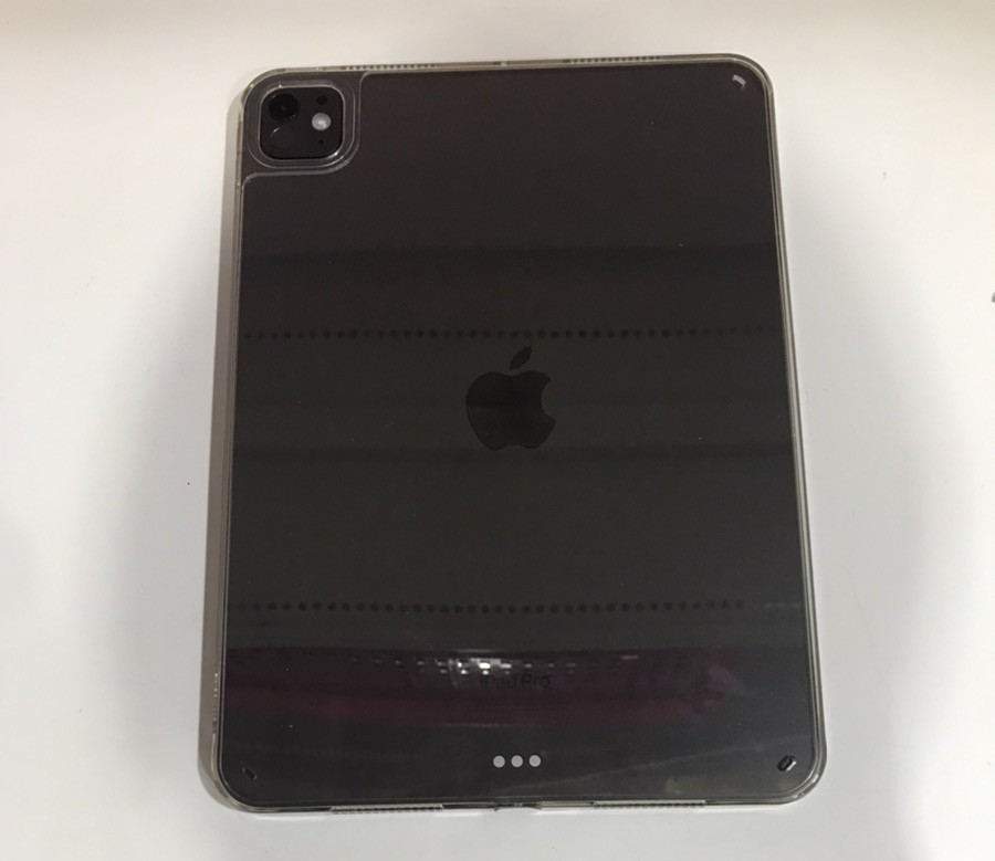 お客様より Apple iPad Pro M4 11インチ MVV83J/A をお買取りさせて頂きました～っ!(*^ε^*)!