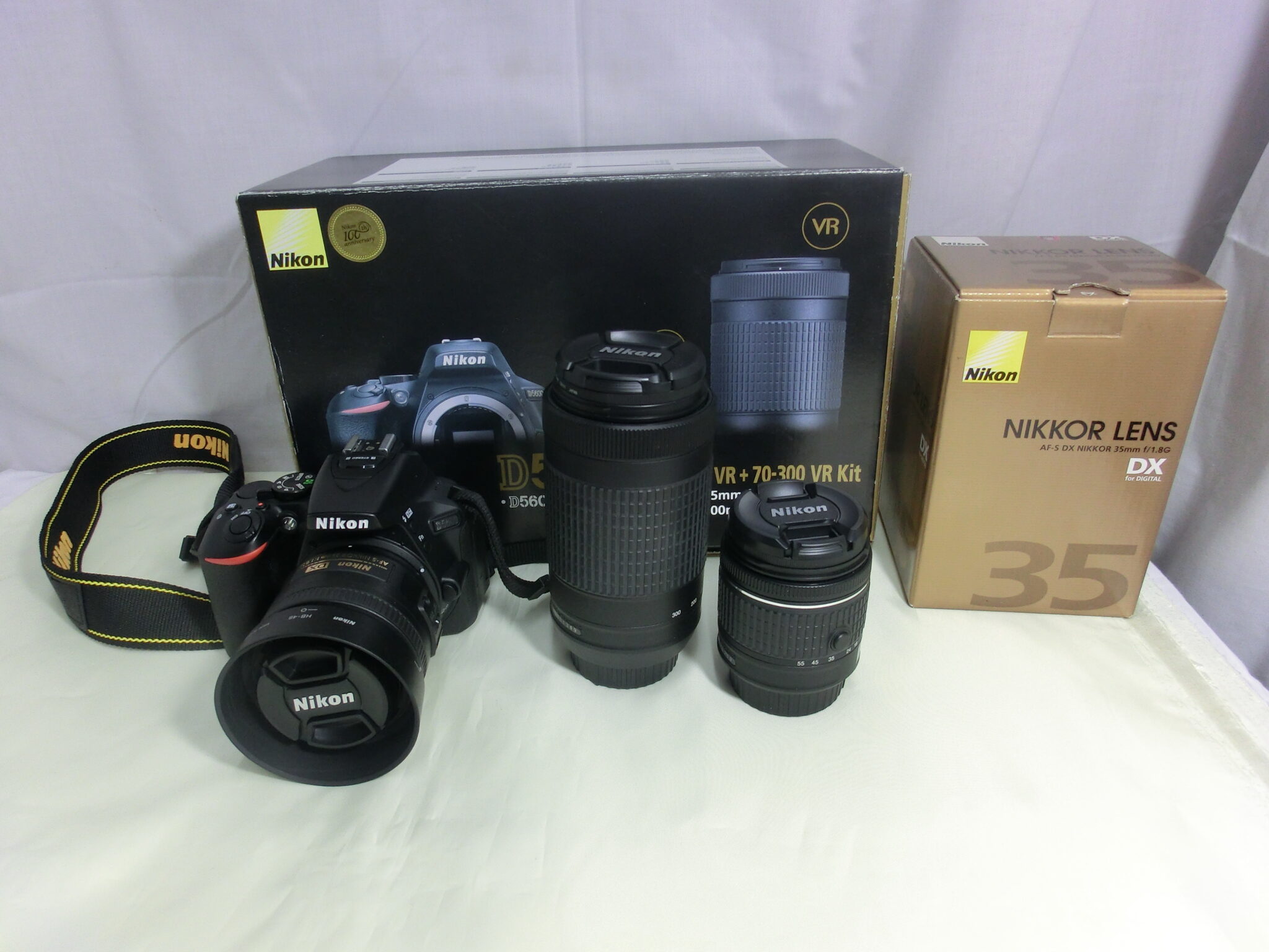 Nikon デジタル一眼レフカメラ D5600 ダブルズームキット