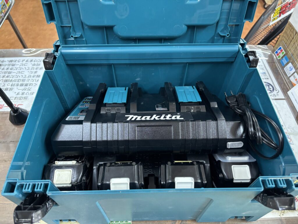 makita マキタ 2口急速充電器 DC18RD 中古品