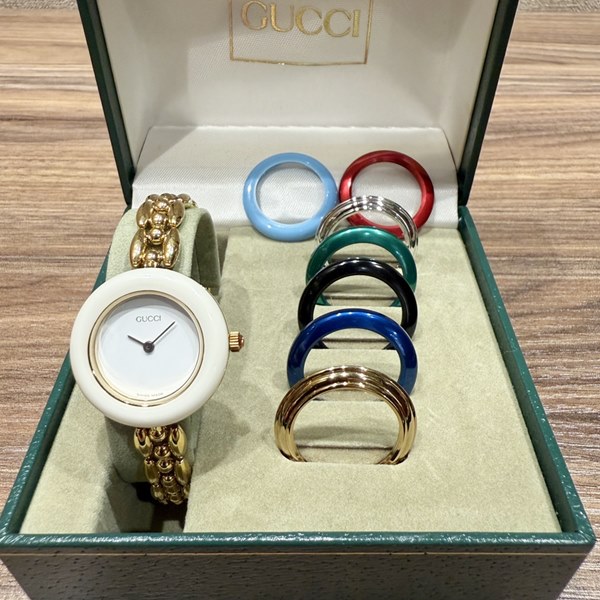 【付属品完備】GUCCI時計 11/12.2 チェンジベゼル 新品電池 稼働品 高価買取】【GUCCI】グッチ 11/12.2 チェンジベゼル レディース