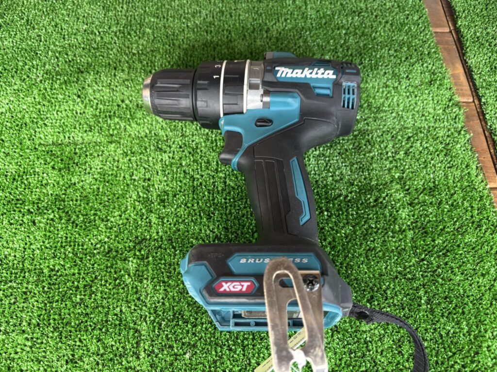 makita マキタ 充電式ドライバドリル HP002G 中古品