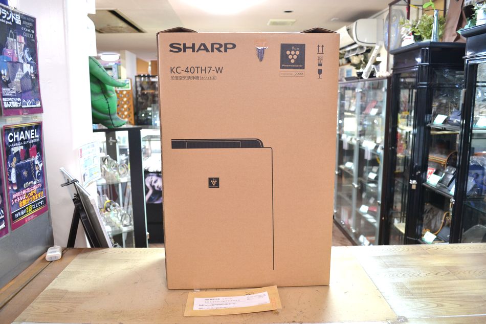 半田店 新品未使用 保証付き SHARP 加湿空気清浄機 KC-40TH7-W ホワイト 空気清浄 18畳 加湿 プレハブ11畳 木造7畳 プラズマクラスター7000搭載 シャープ 買取させて頂きました。