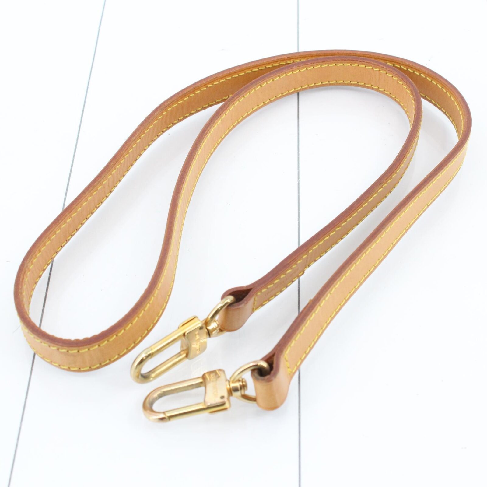 ルイヴィトン ショルダーストラップ ヌメ革 美品 買取させていただきました。