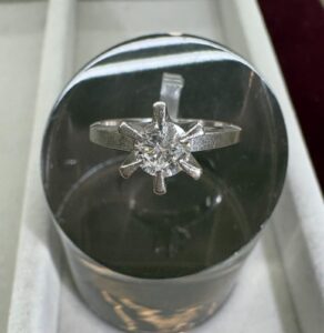 貴金属/プラチナ/ダイヤを売るならリサイクルマートエコパーク別府店へ！