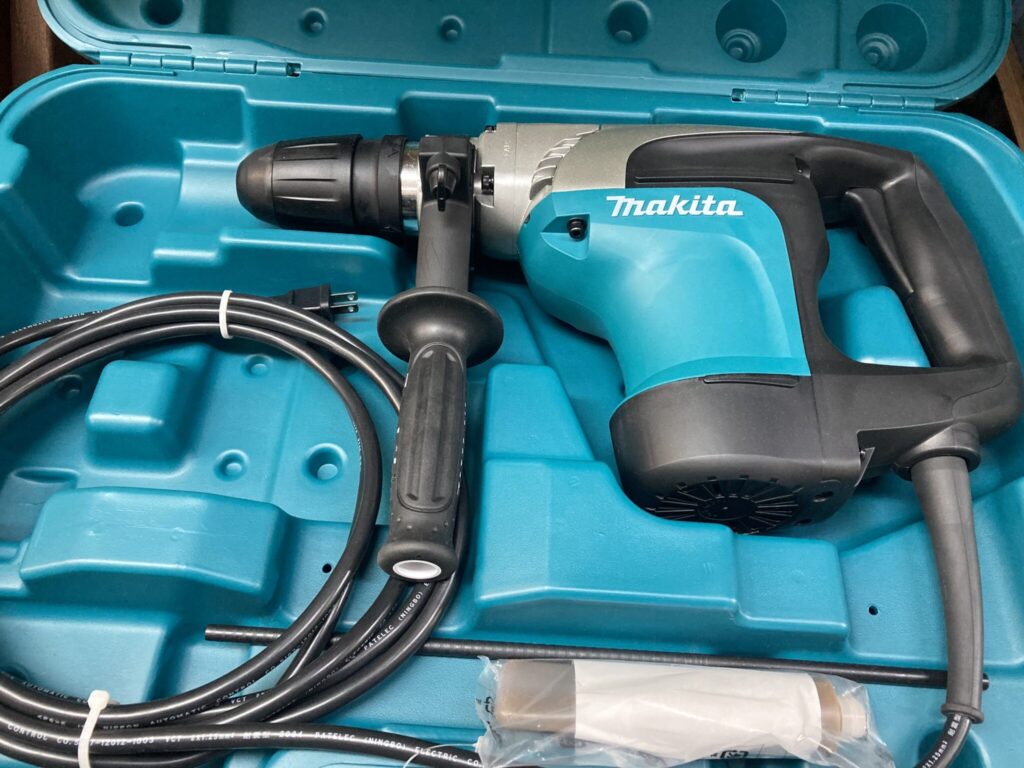 makita マキタ 40mmハンマドリル HR4002 未使用品