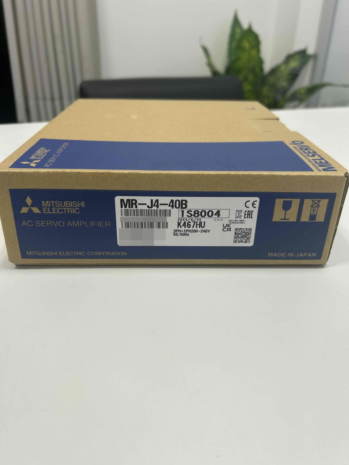 三菱電機　ACサーボアンプ　MR-J4-40B　2024年製