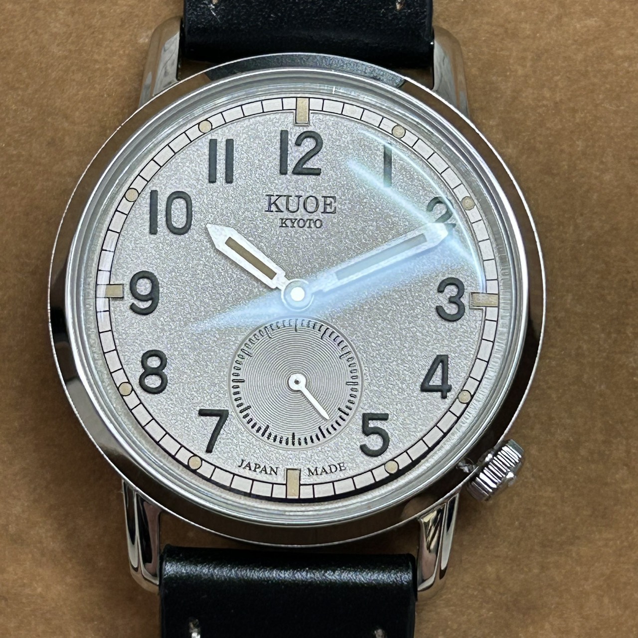 【KUOE】クオ OLD SMITH 600-061 82S5 自動巻きをご紹介します！【浜松市 中央区三方原町  のお客様よりお買取り】腕時計 時計 日本時計 時計高価買取 高額 高価 買取 浜松 磐田 湖西 掛川 豊橋 豊川 袋井市 高価買取 買取