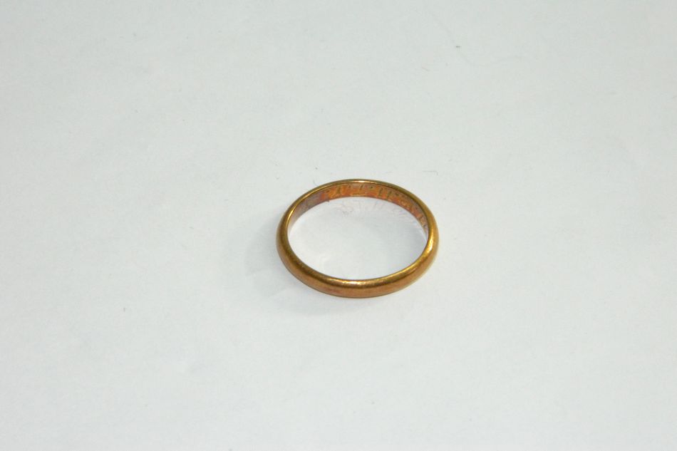 半田店 貴金属 リング 指輪 デザインリング ファッションリング 結婚指輪 婚約指輪 エンゲージリング 壊れた指輪 曲がったリング K18 750 18金 イエローゴールド YG 2.60g 買取させて頂きました。