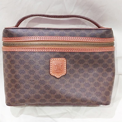 CELINE セリーヌ マカダム柄 バニティ ハンドバッグをお買取り致しました♬