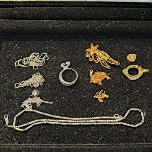 金　プラチナ　貴金属　買い取り