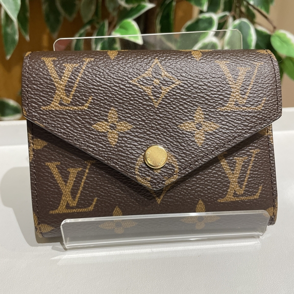 LOUIS VUITTON（ルイヴィトン）モノグラム ポルトフォイユ・ヴィクトリーヌM62472 折り財布 買取