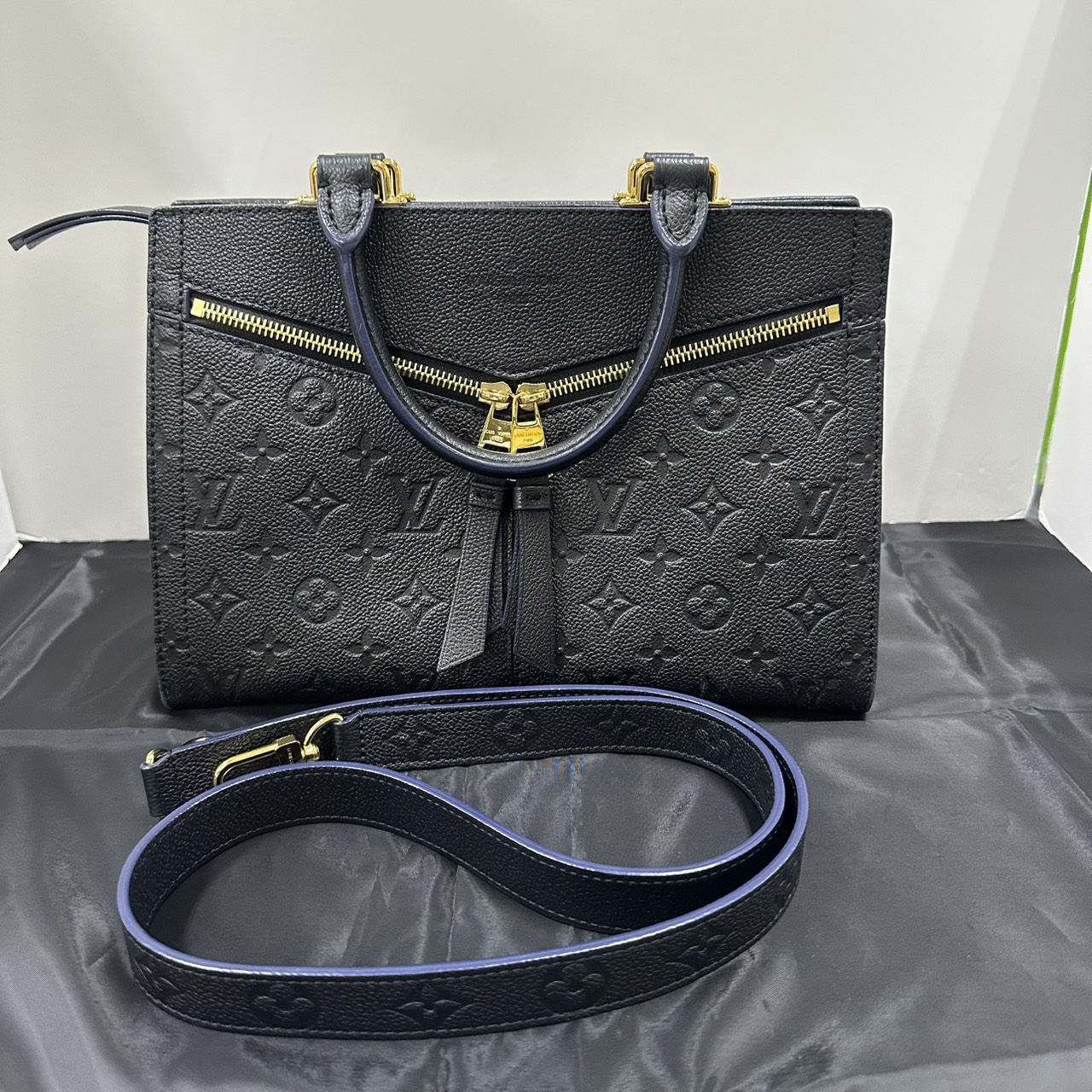 LOUIS VUITTON(ルイヴィトン) スリー PM（モノグラム・アンプラント） M54196