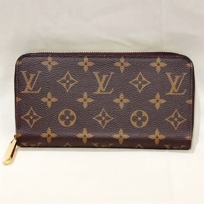 Louis Vuitton ルイヴィトン M41894 ジッピー・ウォレット ローズ・バレリーヌ長財布をお買取り致しました♬