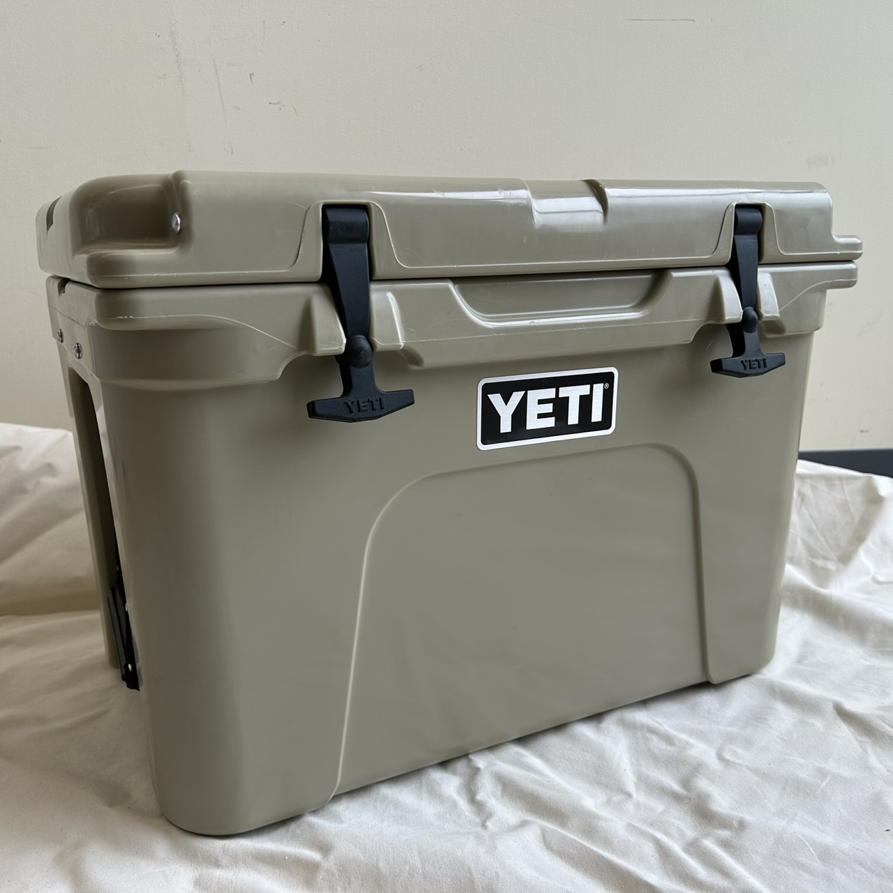 【YETI】YETI Tundra 35 ハードクーラーボックス   をご紹介します！【浜松市 中央区 雄踏町 のお客様よりお買取り】USA クーらボックス 逆輸入 YETI高価買取  高価買取 買取 高額 高価 買取 浜松 磐田 湖西 掛川 豊橋 豊川 袋井市 高価買取 買取
