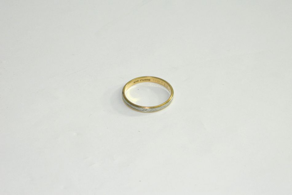 半田店 貴金属 指輪 ファッションリング プラチナ900 PT900 白金 K18 750 18金  結婚指輪 婚約指輪 エンゲージリング イエローゴールド ダイヤモンド メレーダイヤ コンビ 7.48g 買取させて頂きました。