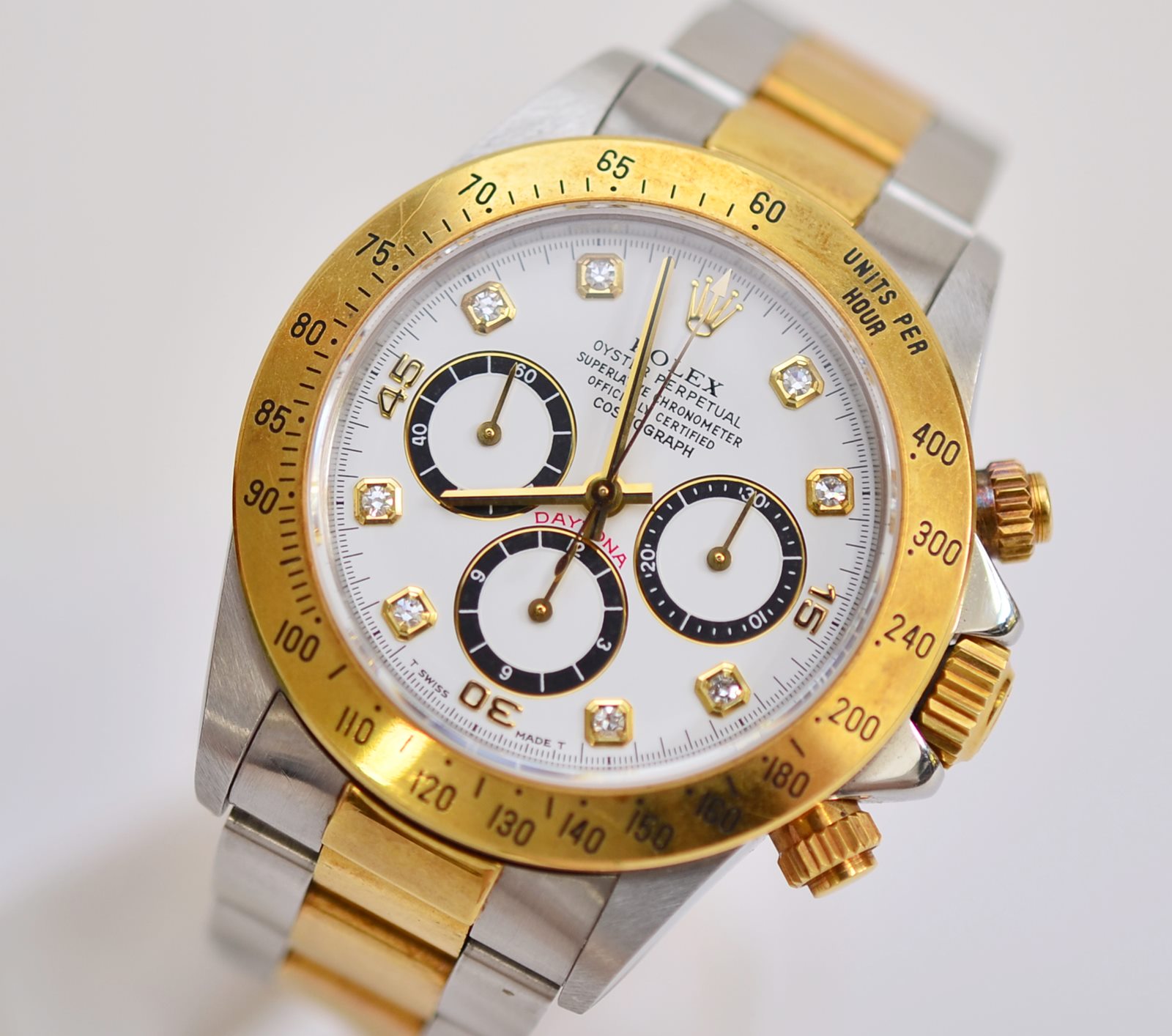 ROLEX デイトナ 16523G Ｗ番 8Ｐ新ダイヤ コンビ 白文字盤 買取 しました！