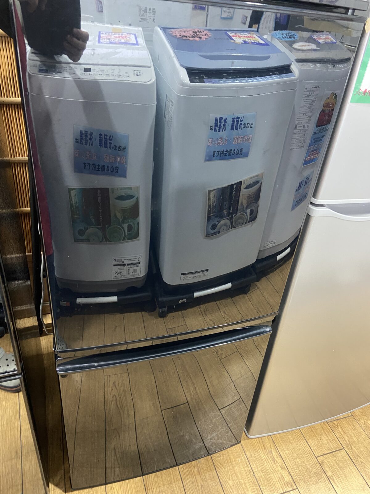 冷蔵庫入荷しました！