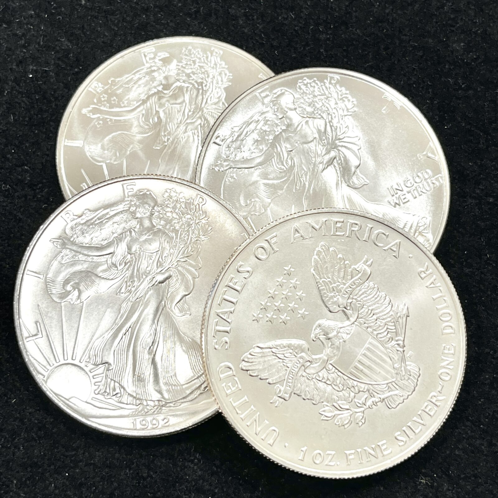 【アメリカ合衆国 ウォーキング リバティ (自由の女神) 1ドル銀貨】お売りいただきました！