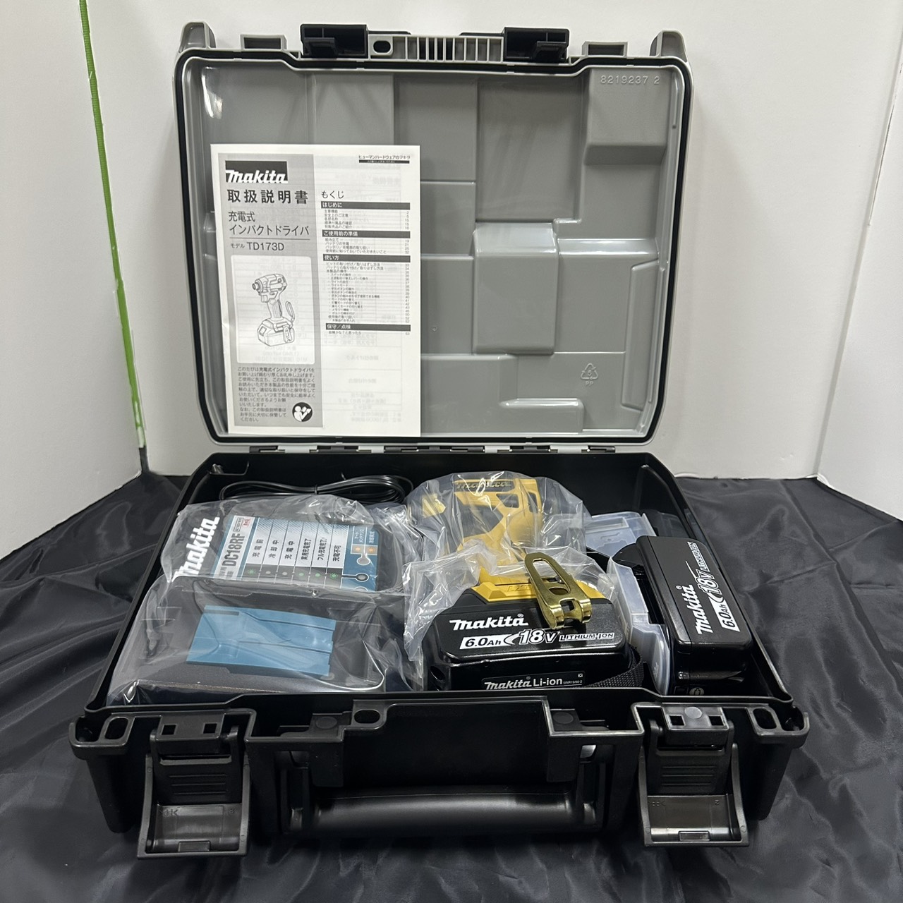 makita(マキタ) TD173DGXPY 18V充電式インパクトドライバ 20周年記念モデル