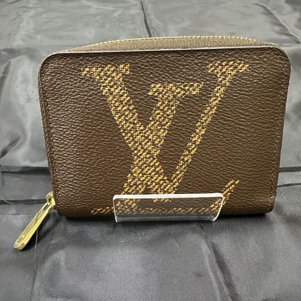 LOUIS VUITTON(ルイヴィトン)M69354 ジッピーコインパース モノグラム ジャイアントキャンバス