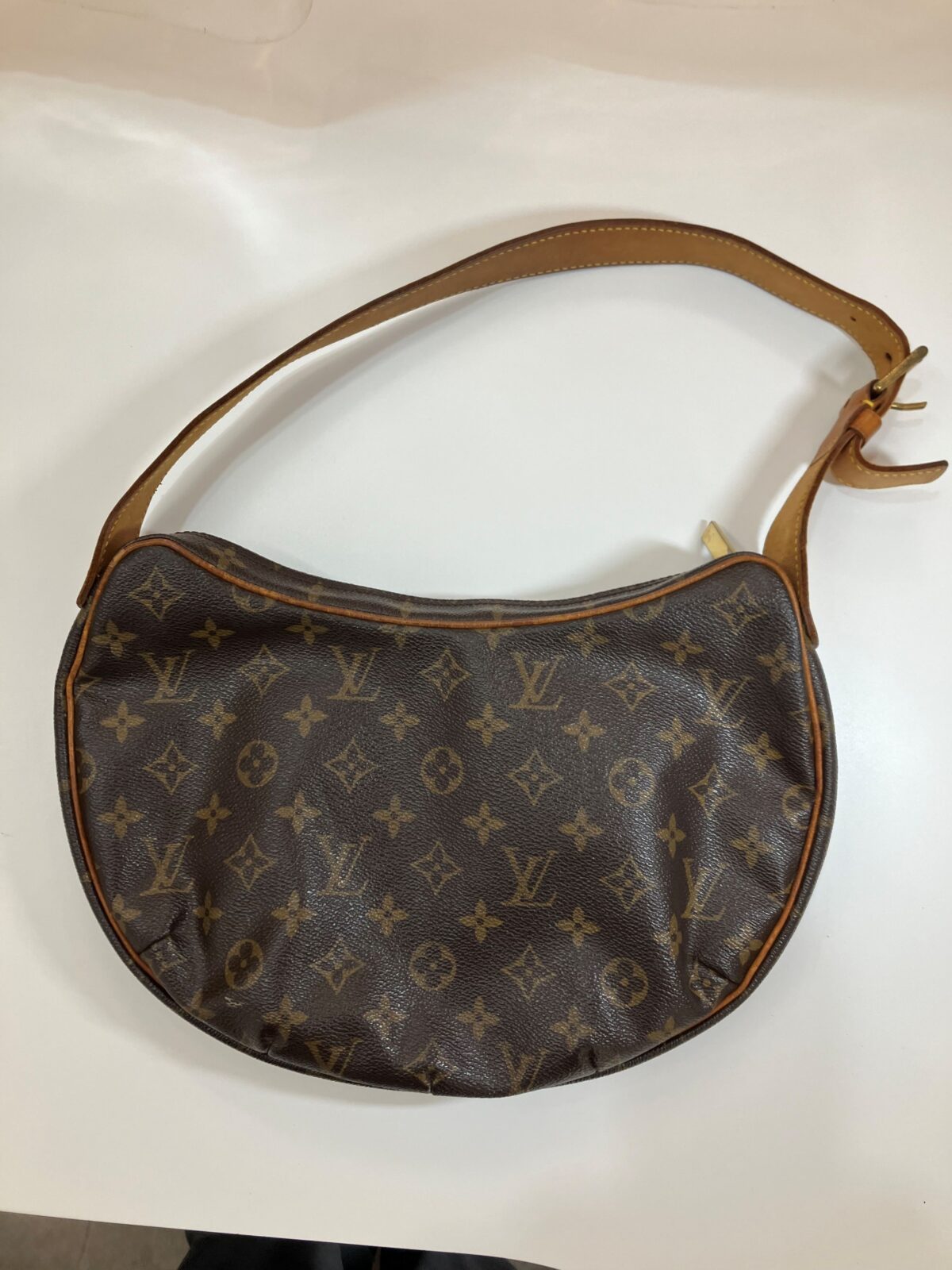LOUIS VUITTON ルイヴィトン モノグラム クロワッサンMM の買取情報 リサイクルマート防府店