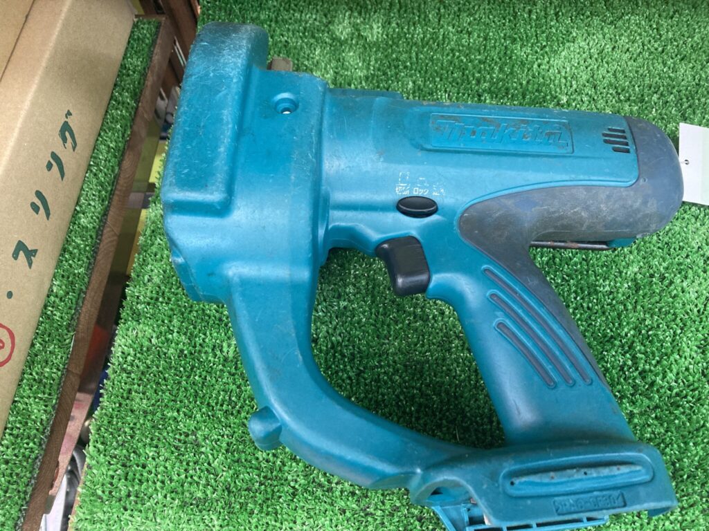 makita マキタ 充電式全ネジカッタ SC100D 中古品