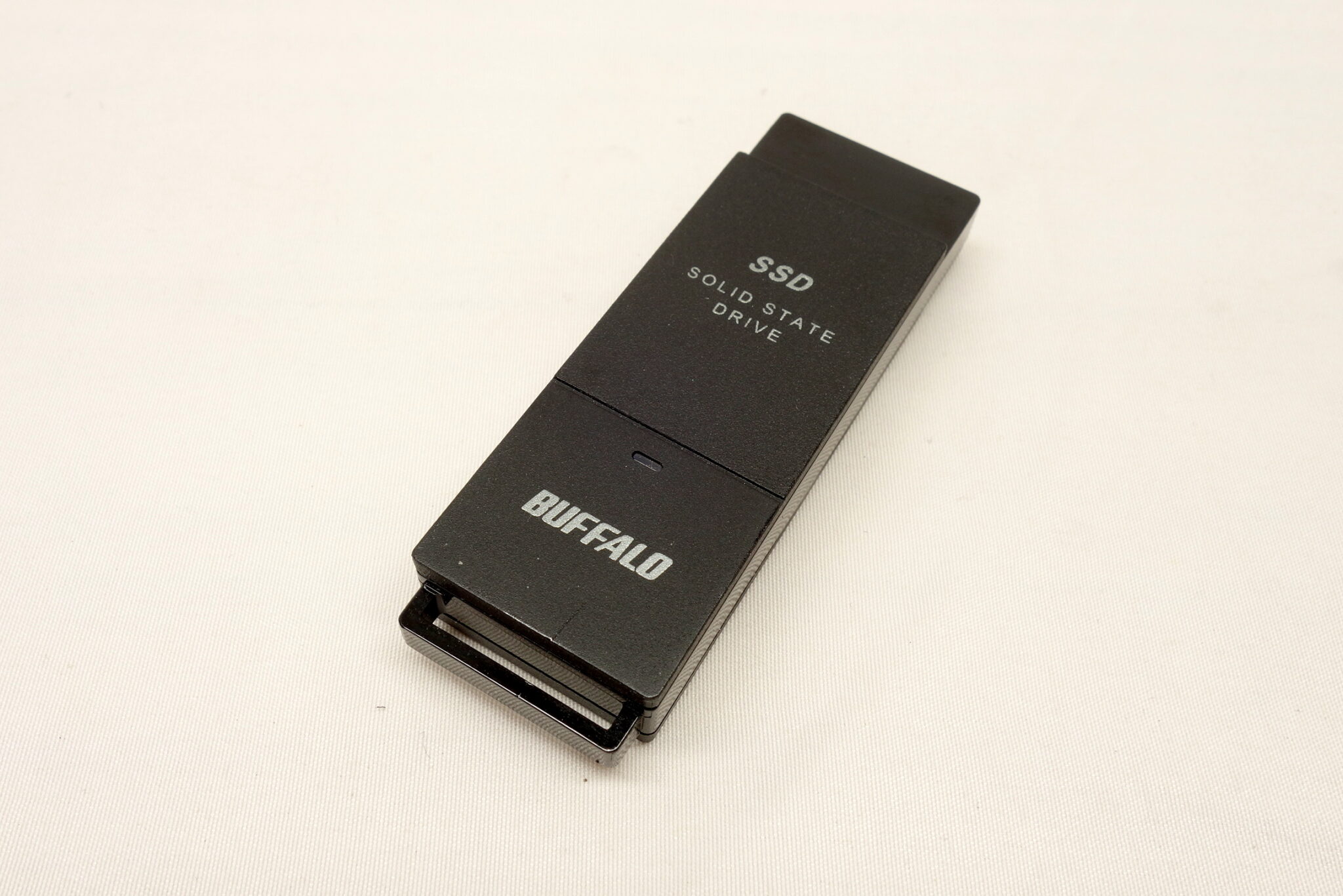 BUFFALO スティック型 SSD 1TB SSD-SCT1.0U3-BA - リサイクル＆買取
