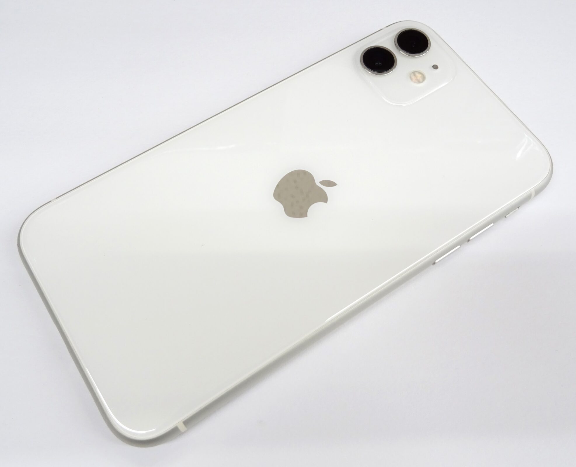 Apple iPhone 11 128GB MWM22J/A】をお売りいただきました
