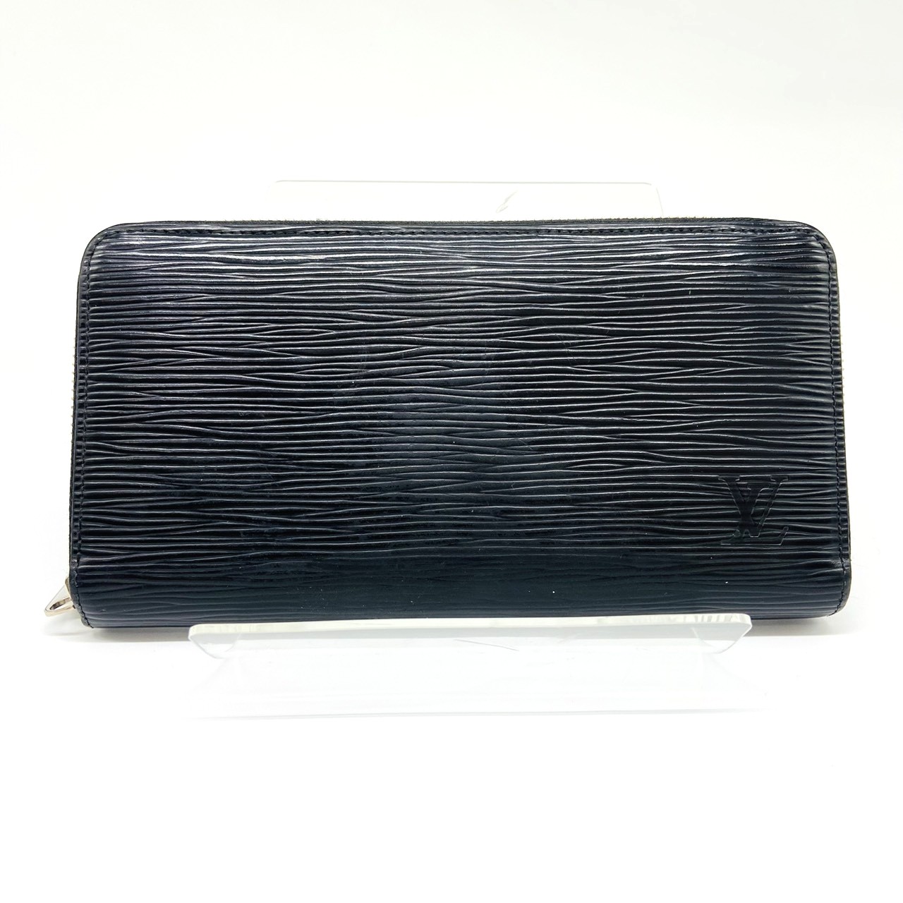 LOUIS VUITTON ルイヴィトン エピ ジッピーウォレット M60072 長財布 ブラック 黒 金具シルバー色 中古をお買取りしました！