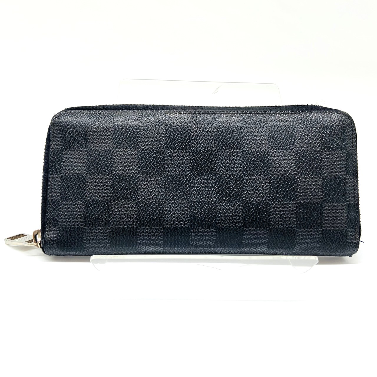 ルイヴィトン LOUIS VUITTON ダミエグラフィット ジッピーウォレット ヴェルティカル M63095 長財布 グレー系 金具シルバー色をお買取りしました！