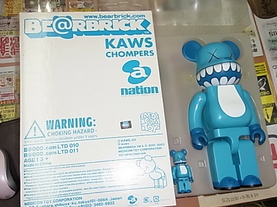 2020年2月13日/浜松雄踏店】BE@RBRICK ベアブリック エイベックス×KAWS