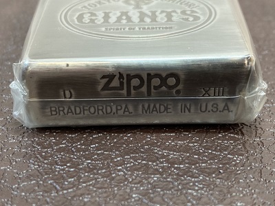 ジャイアンツ　ジッポ GIANTS (東京読売ジャイアンツ) ZIPPO スタンド付｜トレファクONLINE