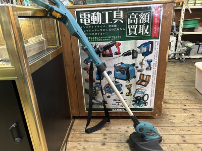 2023年9月21日】makita マキタ 充電式草刈機 MUR181D 電動工具 中古品 