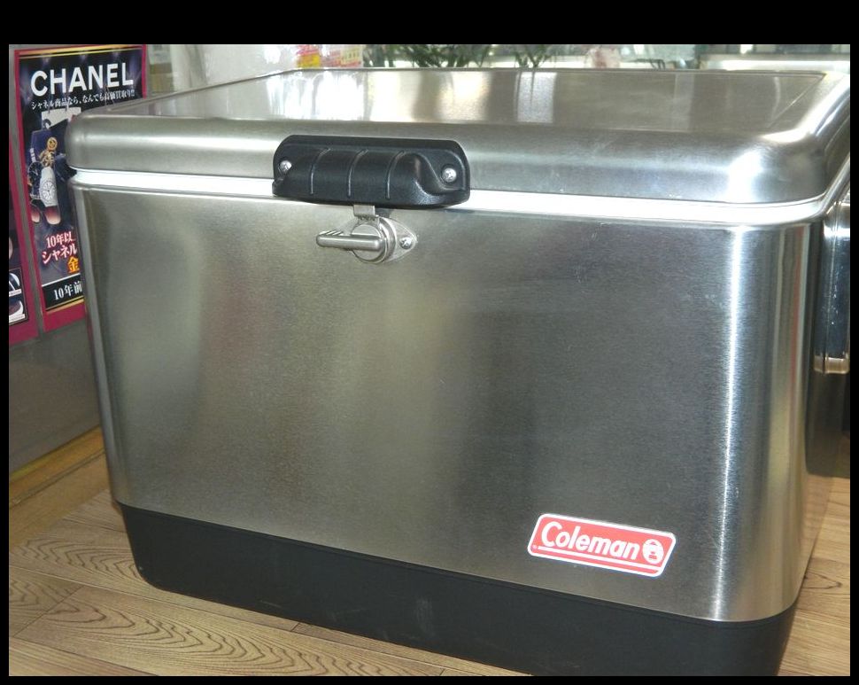 Coleman (コールマン) クーラーボックス シルバー 6150 スチールベルトクーラー｜トレファクONLINE