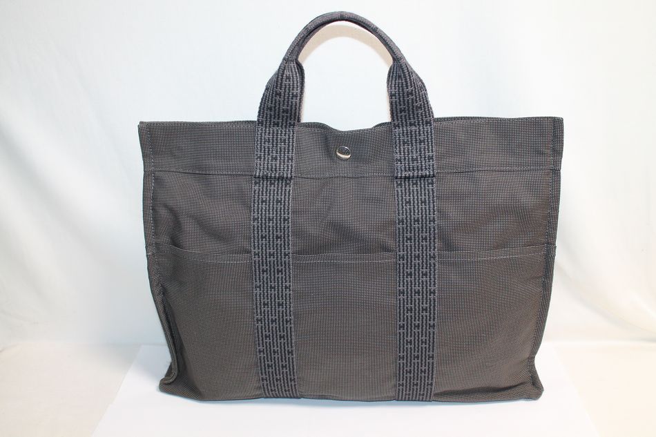 HERMES グレー ナイロントートバッグ HERMES エルメス エールライントート GM トートバッグ ナイロン