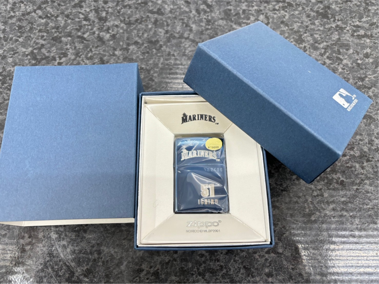 Zippo イチロー マリナーズ 51 未使用 美品 83.【訳アリ】ZIPPO シアトル マリナーズ イチロー 51 希少 廃盤