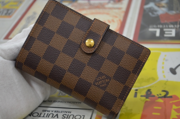 LOUIS VUITTON ヴィエノワ ダミエ財布 新型】LOUIS VUITTON ルイヴィトン ダミエ ポルトフォイユ ヴィエノワ