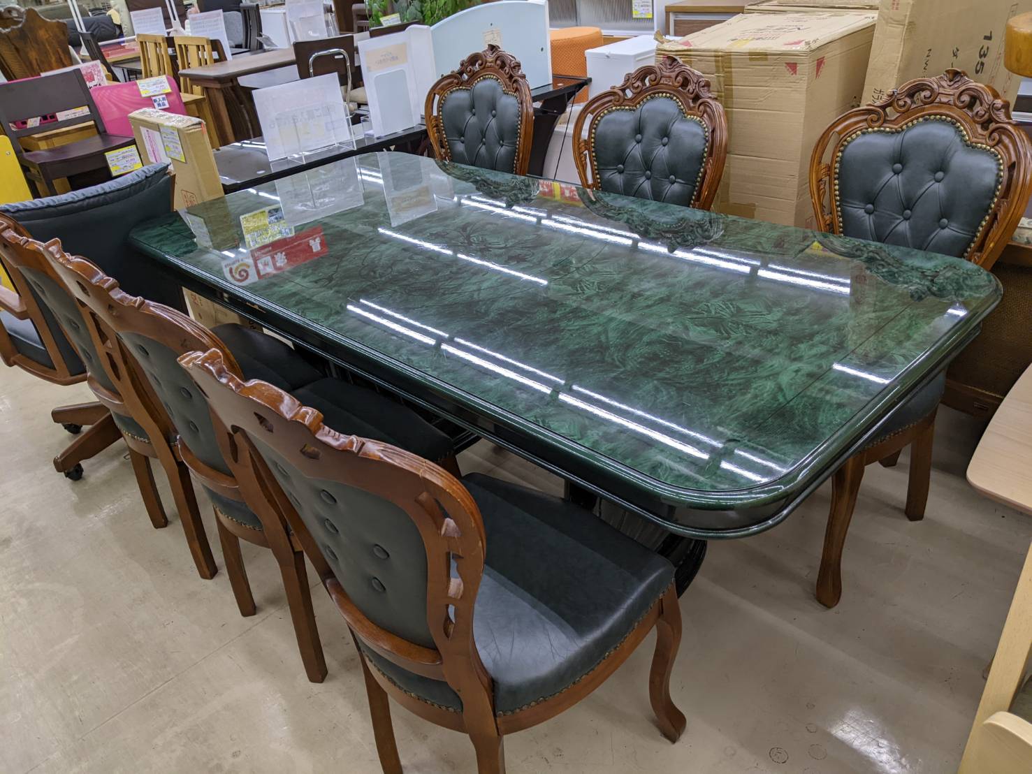 ☆ヨーロッパ家具☆イタリア ダイニング7点セット 猫脚 翡翠】を買取 