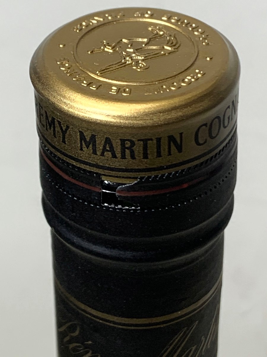 2275862240.jpg