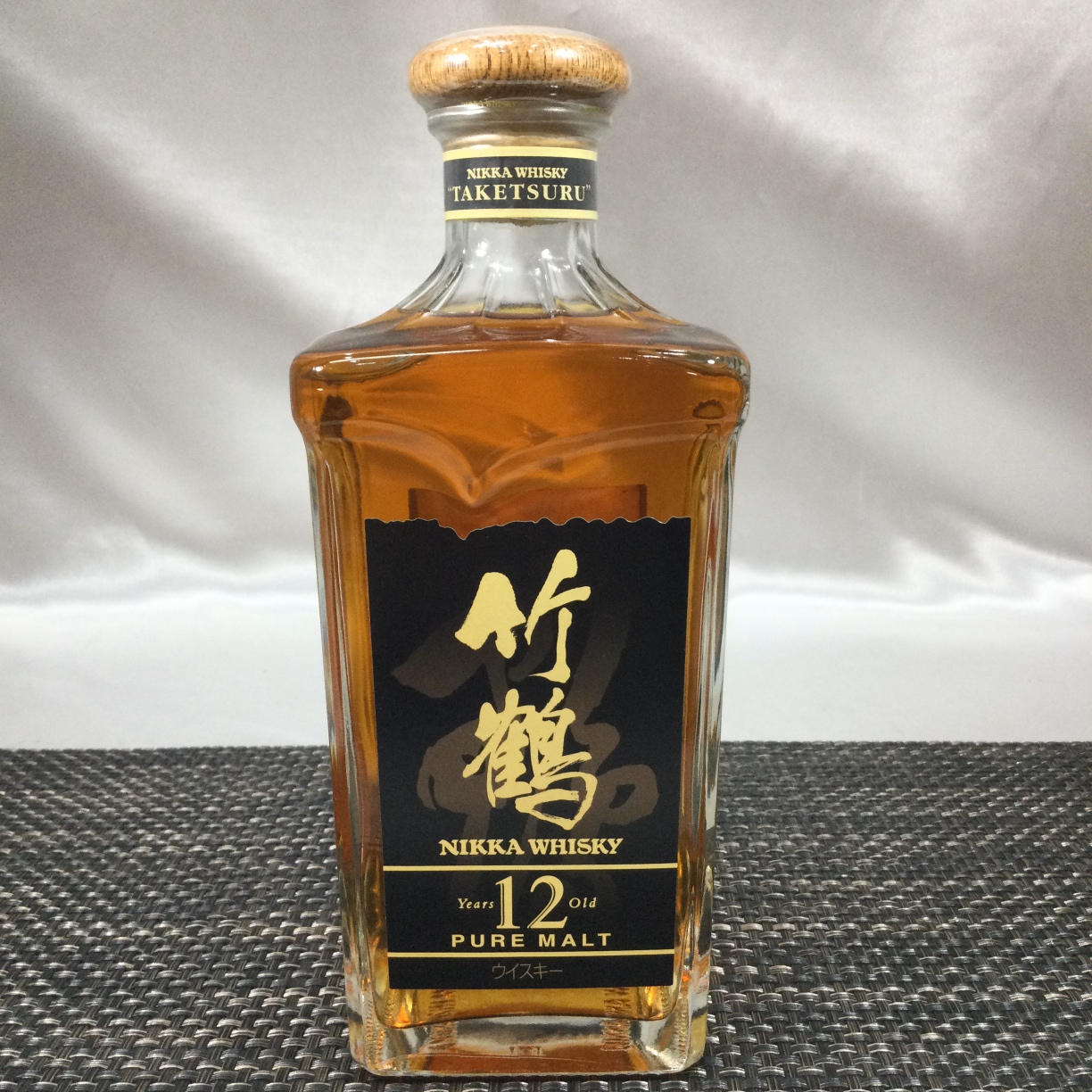 大人気新作 値下げ】シングルモルト 程よい 660ml 旧ラベル終売品 古酒 竹鶴12年 ウイスキー