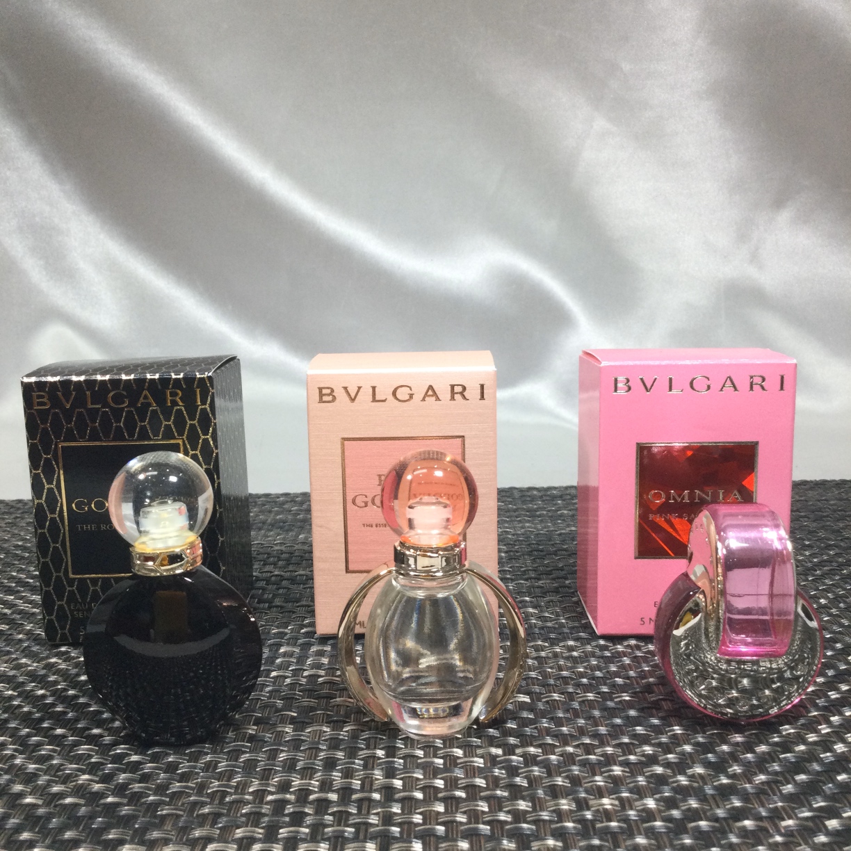 BVLGARI 香水 丸けれ
