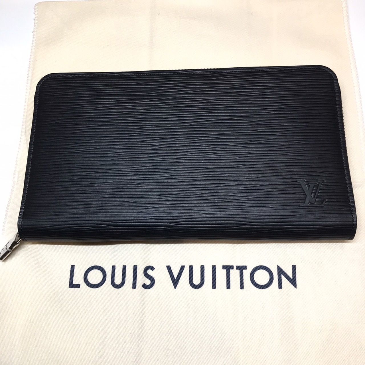 ルイヴィトン ジッピーオーガナイザー M60632 長財布 財布