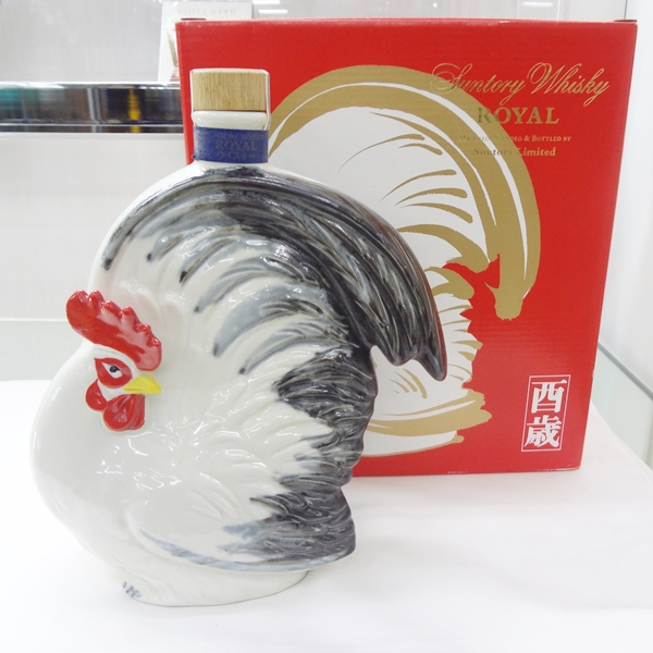 SUNTORY サントリー ウイスキーローヤル 酉歳ボトル】をお売り