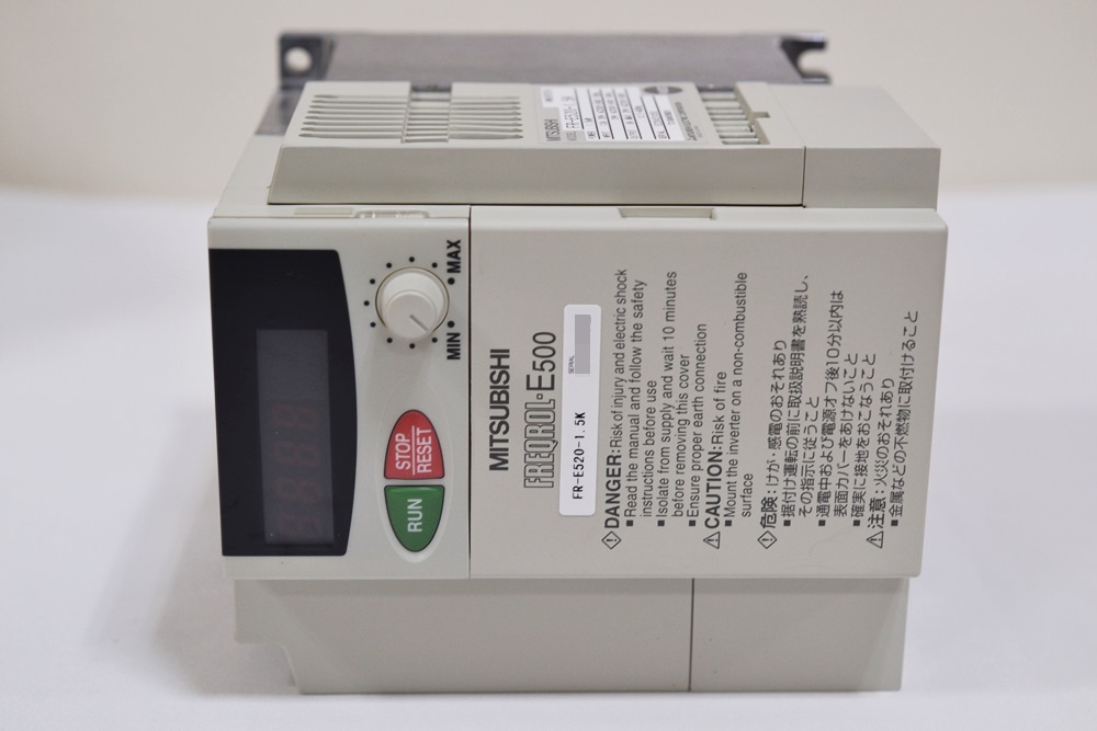 三菱電機 インバータ FR-E520-1.5K 買取金額 2,000円