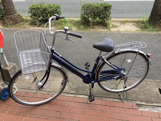 美品 サイモト 27インチ自転車 外装3段ギア LEDオートライト 鍵付き