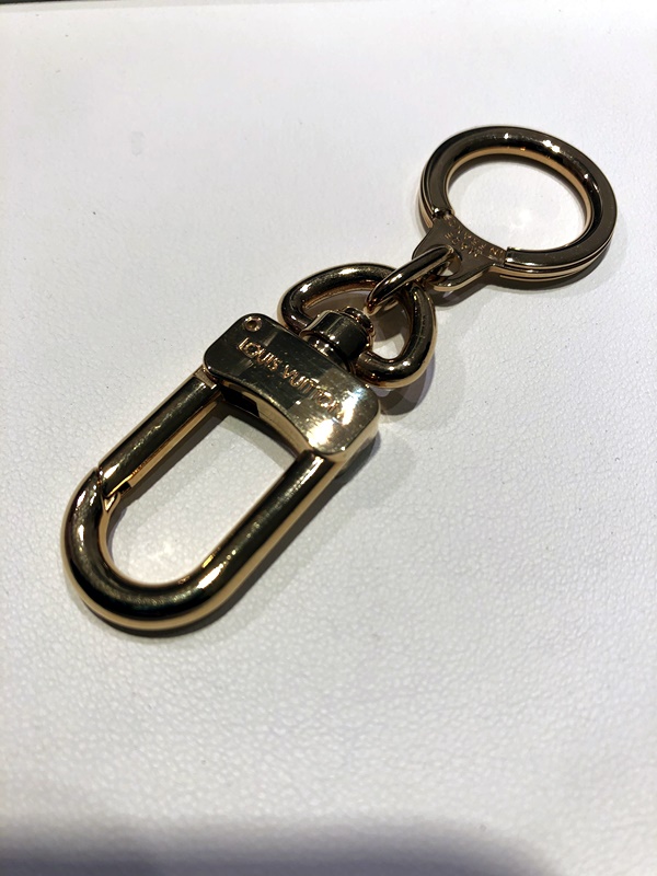LOUIS VUITTONアノクレキーリングM62694キーリング