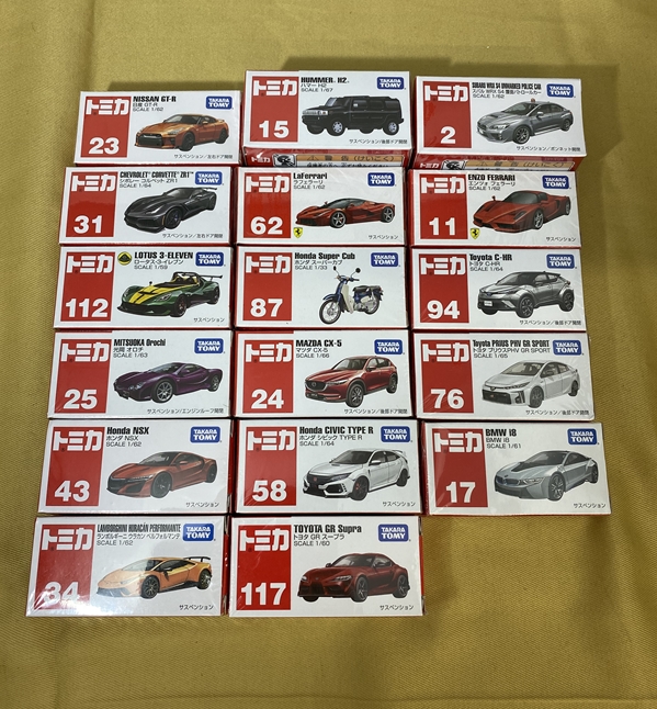 トミカ まとめ売り 25種類 28個 佐賀市のお客様より出張買取にて不用品回収としてタカラトミーのトミカ
